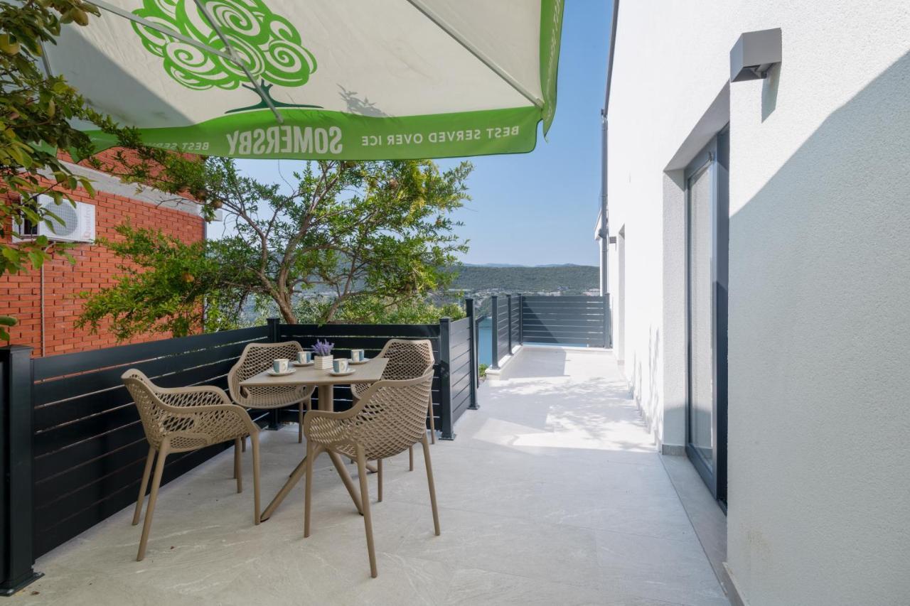 נאום Villa Golden מראה חיצוני תמונה